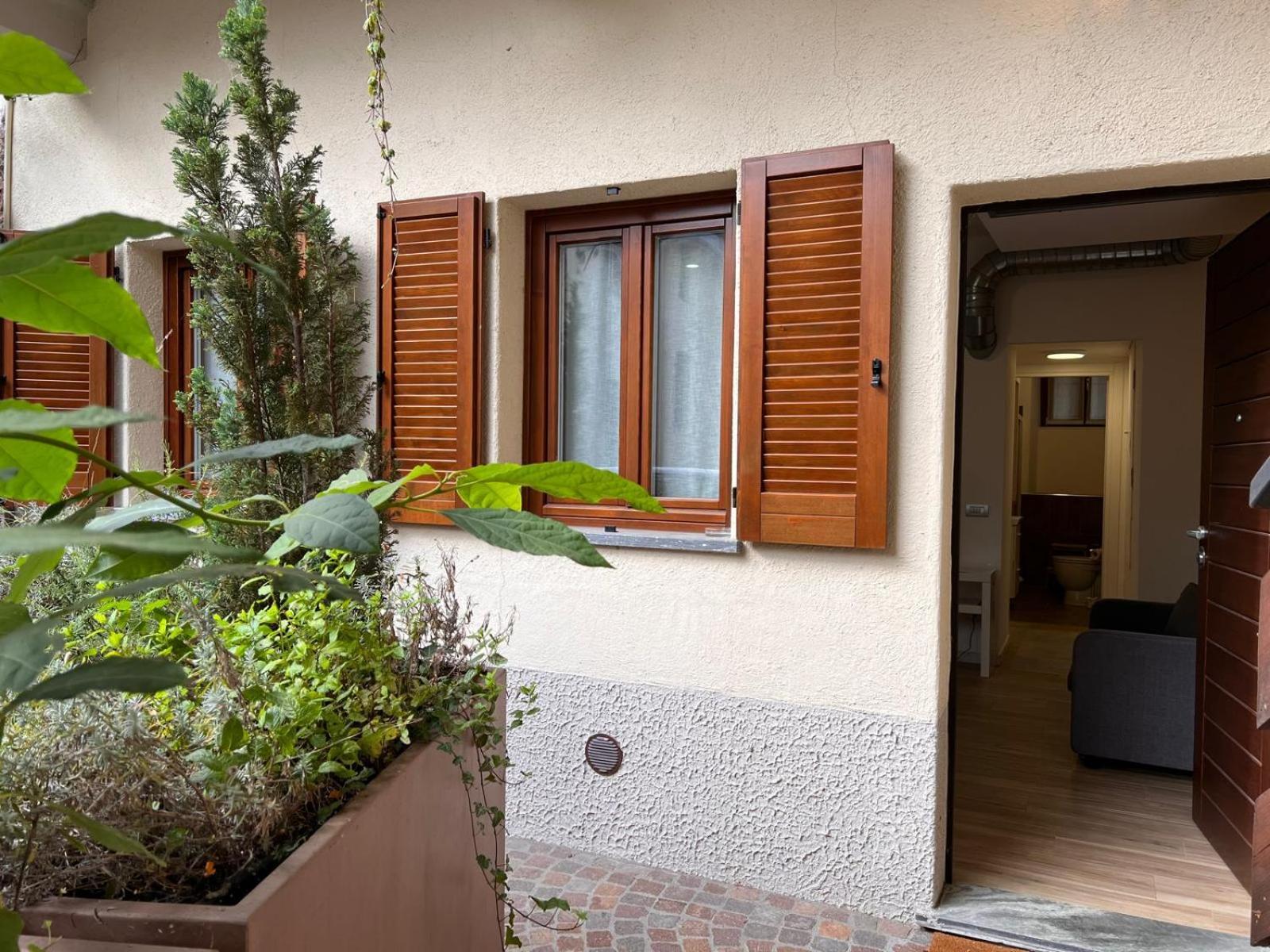 Kibilu - Bodio Near Lake Varese Lomnago Exterior photo